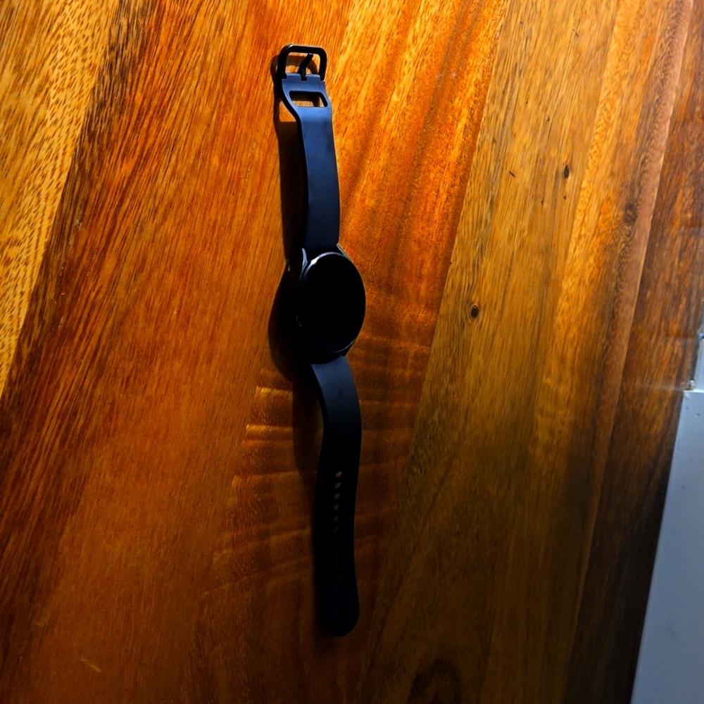 Samsung Galaxy 40mm smart watch